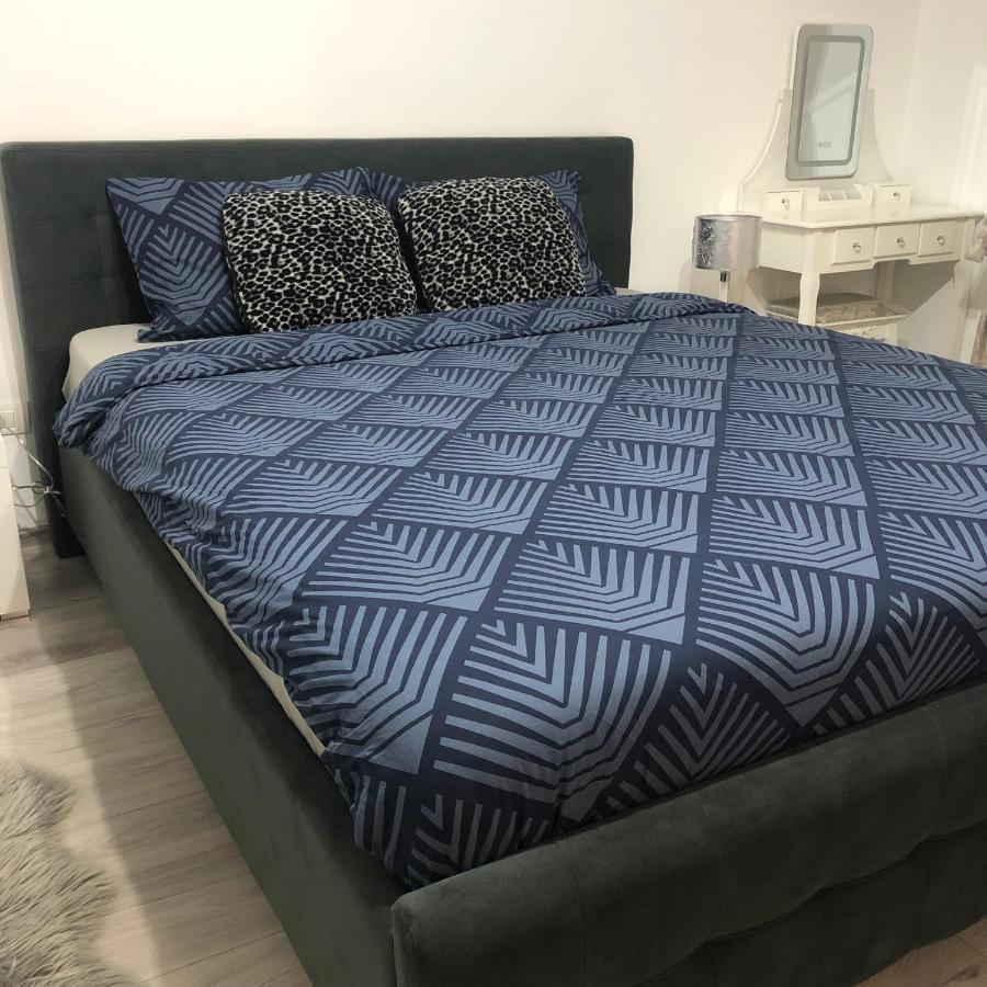Skepsis Apartament Apartman Gyulafehérvár Kültér fotó